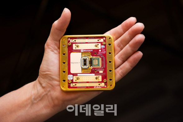 MS, 양자칩 '마요라나1' 공개…"큐비트 100만개 이상 확장"