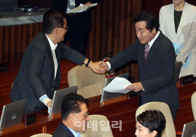 "누구 정신이 더 건강한지"...'尹·李 청산' 이낙연, 박지원에 반박
