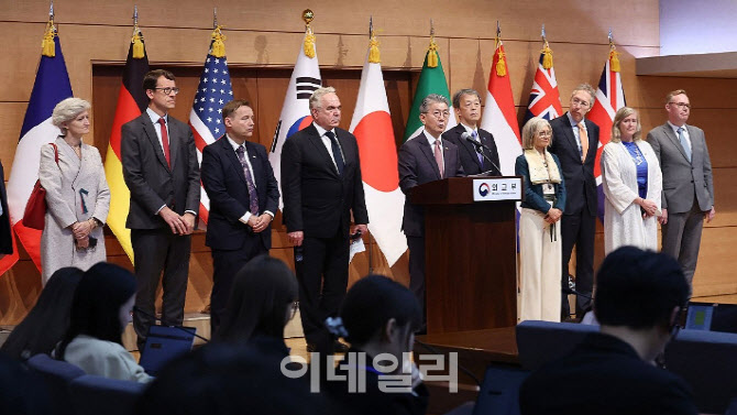 北, 다국적 대북제재감시팀에 "강력히 대응할 것"