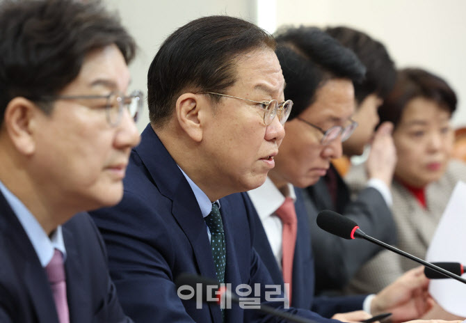 [포토]권영세, '이재명...보수정당 정책 베끼려면 제대로 베껴야'
