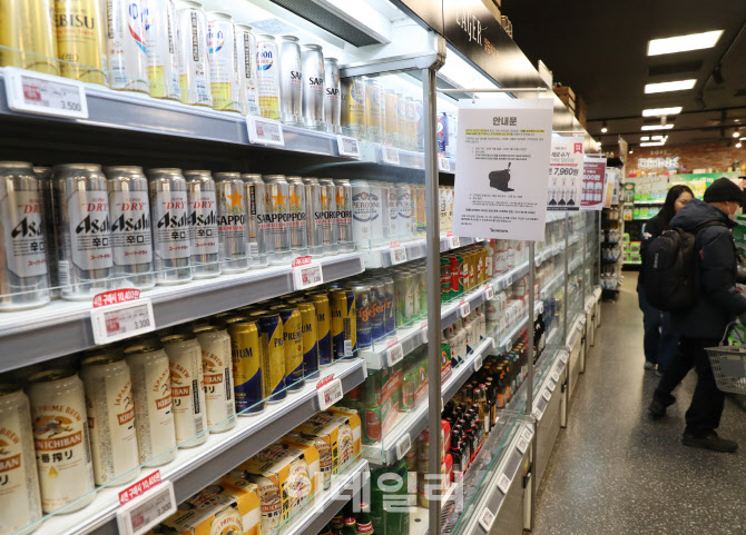 [포토] 삼일절부터 가격 오른는 아사히 맥주