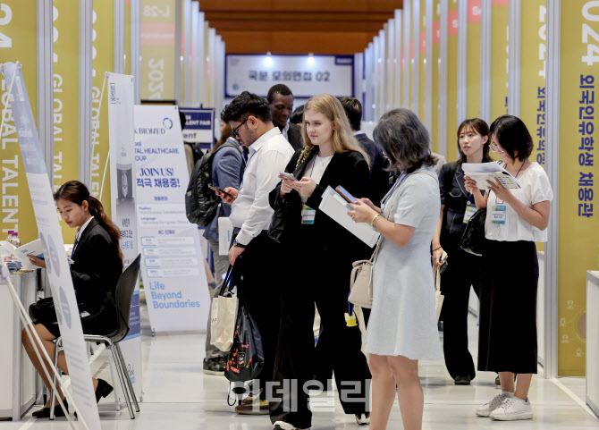 ‘유학생 관리 부실’ 비자 발급 제한 대학 어디?