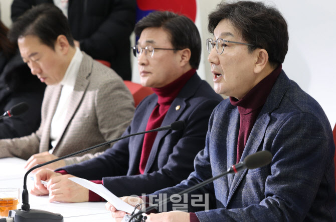 국힘, 상법개정안·명태균 특검에 재의요구권 건의하기로(상보)