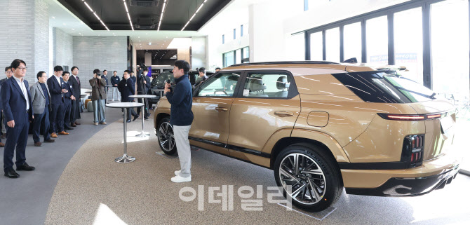 [포토]KGM 익스피리언스센터 강남 오프닝 세레머니