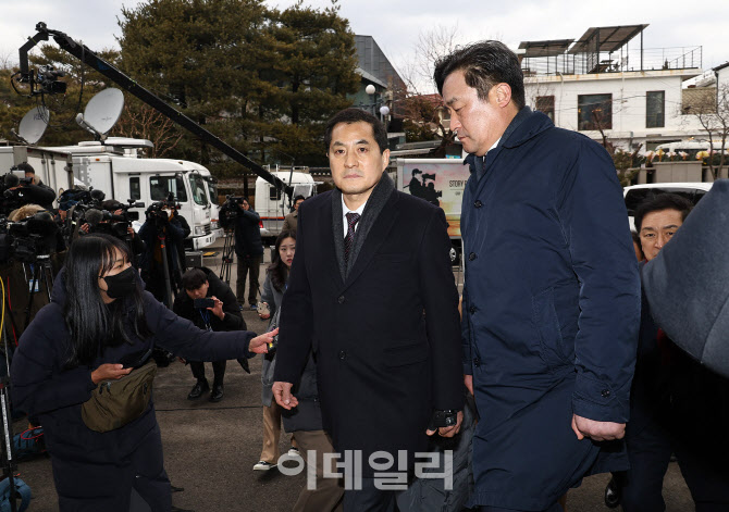 [포토]윤석열 대통령 탄핵 심판 최종변론 참관 온 박대출
