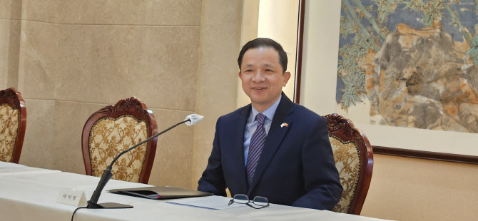 다이빙 中 대사 "중국의 한국 선거 개입설, 근거 없어"