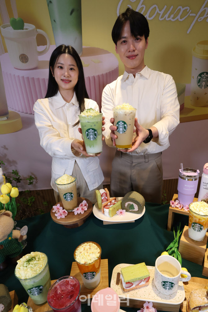 [포토]스타벅스 스테디셀러 '슈크림 말차 라떼'
