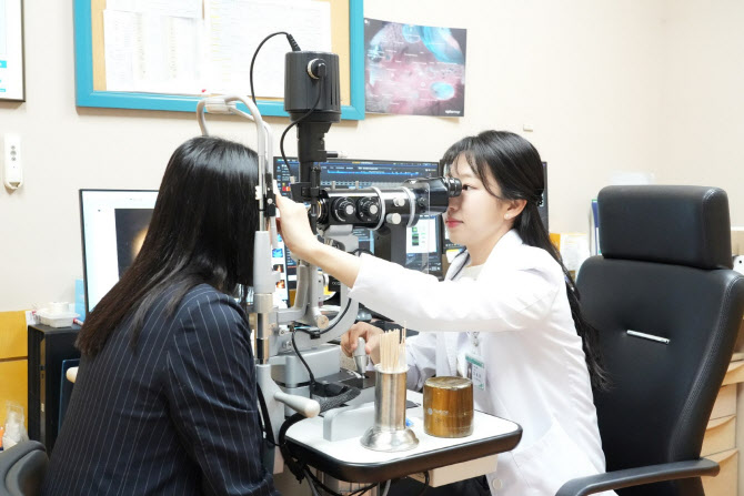안압 정상이라도 녹내장 발생 가능해, 조기 발견 및 치료 중요