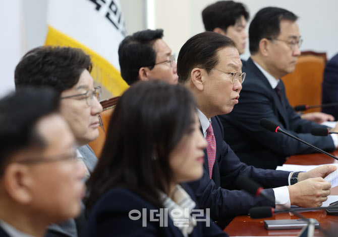 [포토]권영세, '배우자 상속세 전면 폐지...유산취득세로 전환'