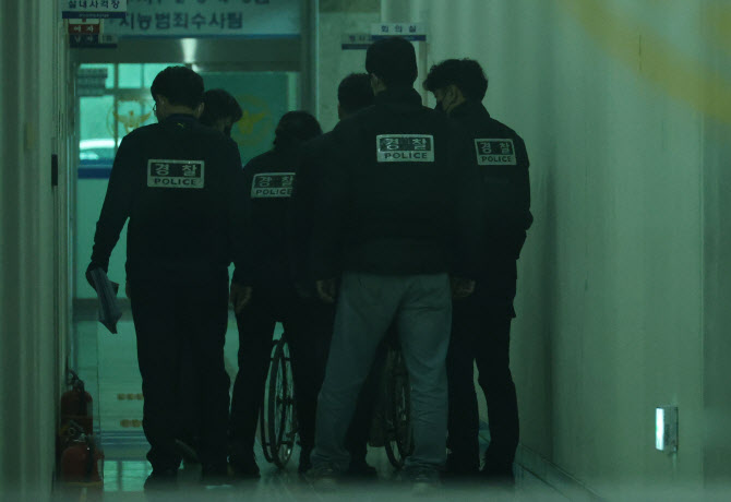 하늘양 살해 교사, 오늘 영장심사…불출석 가능성도