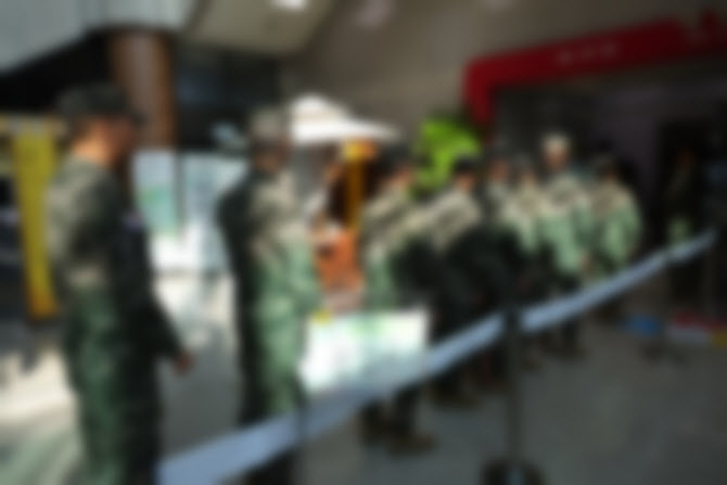 "커피 왜안먹냐"며 배트 폭행..해병대 선임병 특수상해 유죄