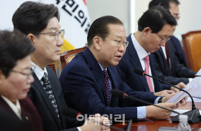 [포토]권영세, '상법 개정안 일방통과시 즉각 재의요구권 건의'