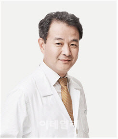 생생병원, 척추내시경 권위자 조정기 교수 초빙