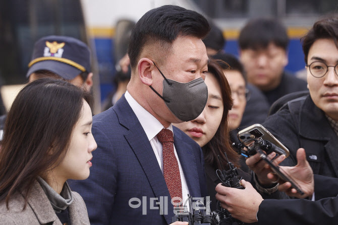 [포토]이광우 경호본부장, 체포 방해 혐의