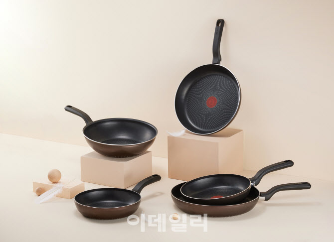 테팔, 인덕션 티타늄 라이트쿡 프라이팬 5종 출시