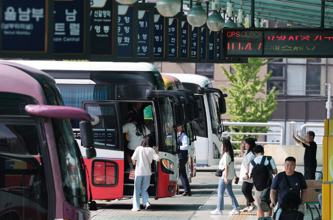 전국 고속버스 '무료 와이파이' 제공한다