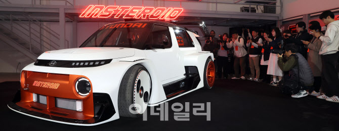 [포토]게임 모티브 콘셉트카 현대 인스터로이드