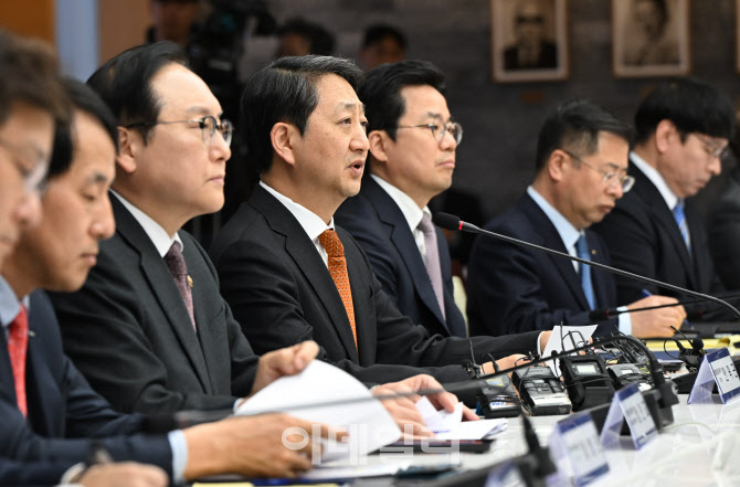 [포토]안덕근 산자부 장관, "통상교섭본부장 방미 포함해 긴밀한 대미 관세협의 추진"