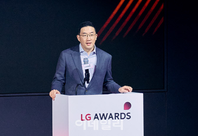 'LG어워즈 명예의전당' 첫 공개…구광모 "고객이 최우선"
