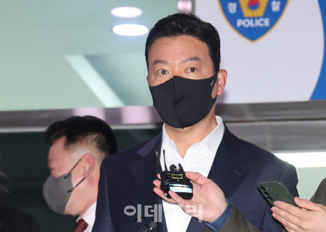 민주, 김성훈 경호차장 사퇴 결심에 “법정에 서야”