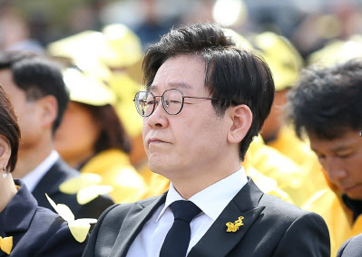 이재명, 세월호 11주기 추모…"안녕한 사회 만들겠다"
