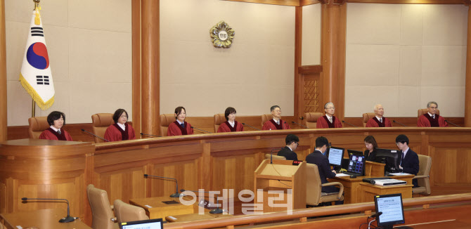 헌재 "고정 법정이율 합헌" 법무부 "바꾸자"…모순일까?