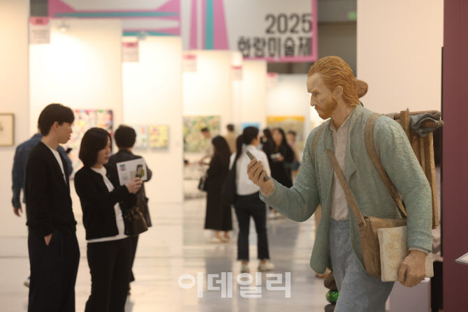 [포토]화랑미술제에 온 반 고흐