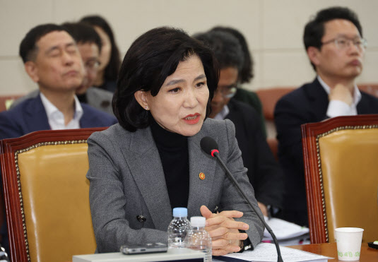 정동영 “지상파 재허가 심사에 비정규직 처우 개선 넣어야”