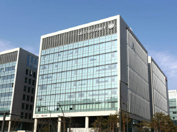 LG CNS, IPO 후 첫 성적표에서 역대 최대 실적 기록(종합)