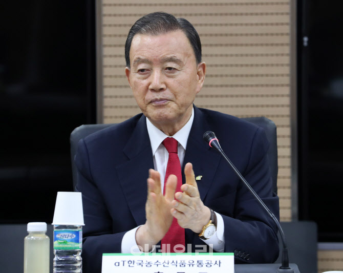 [포토] 정책·예산 분과위 참석한 홍문표 a사장