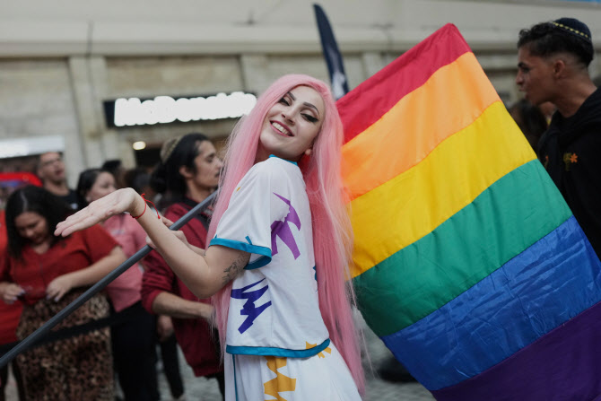 [포토] 리우에서 열린 LGBT 레이디 가가 패션쇼