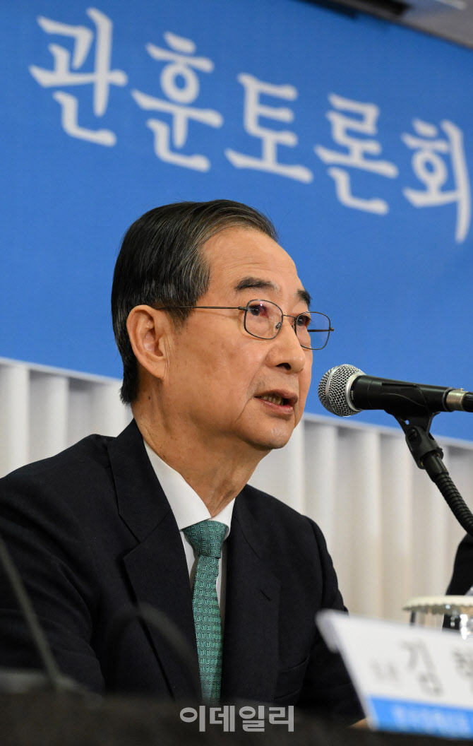 [포토]한덕수 후보, “쪼개진 대한민국, 개헌으로 재통합”