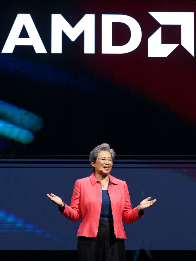 AMD, 실적 예상치 상회…"AI칩 中수출 규제에도 매출 견조할 것"