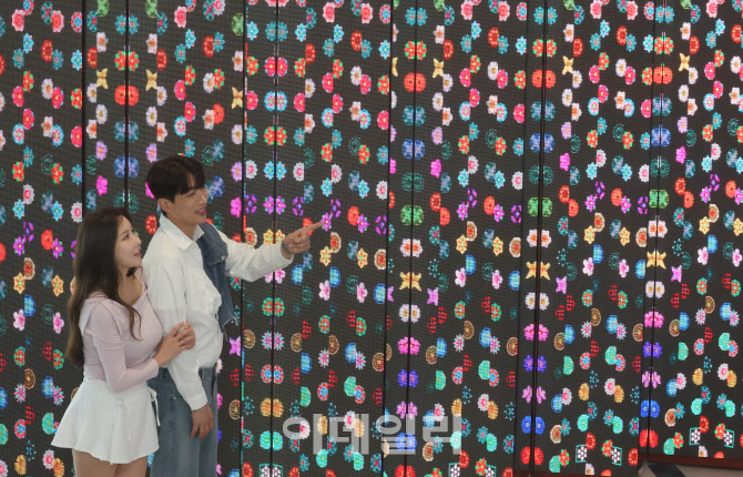 [포토]'딜라이트 서울' 미디어아트 전시 보러오세요