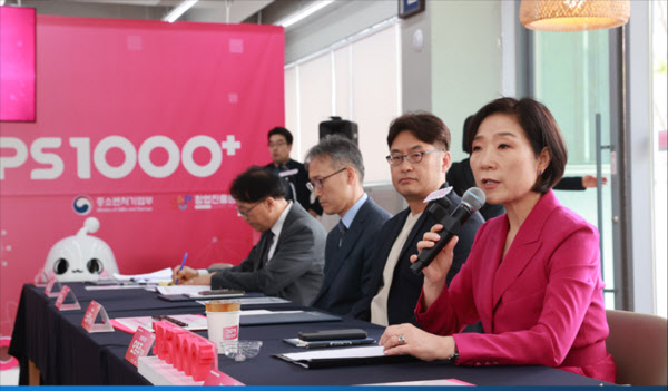 정부가 AI·반도체 밀자 유니콘 탄생…“‘초격차 스타트업’ 지원 확대”
