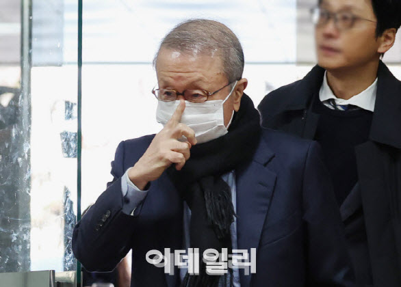 법원, 홍원식 전 남양유업 회장 '셀프 자산 매각' 제동