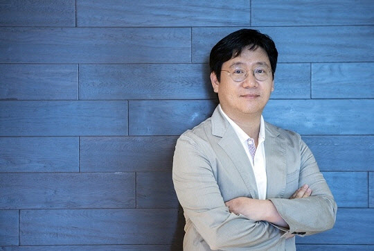네이버 최수연 승부수…‘테크비즈니스’ 부문 신설, 수장에 최인혁