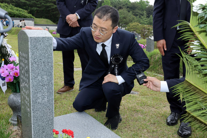 김상욱 "국힘, 尹 제명했어야…명예의 길 열어줘"