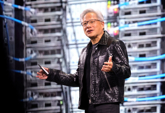 젠슨 황, 대만에 아시아 본사 공식화…컴퓨텍스 이번주 개막