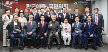 김문수, 서울 강남권서 ‘집토끼’ 결집…쪽방촌 민생행보도