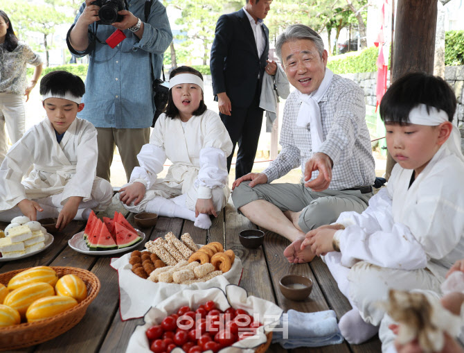 [포토] 모내기엔 새참이 최고