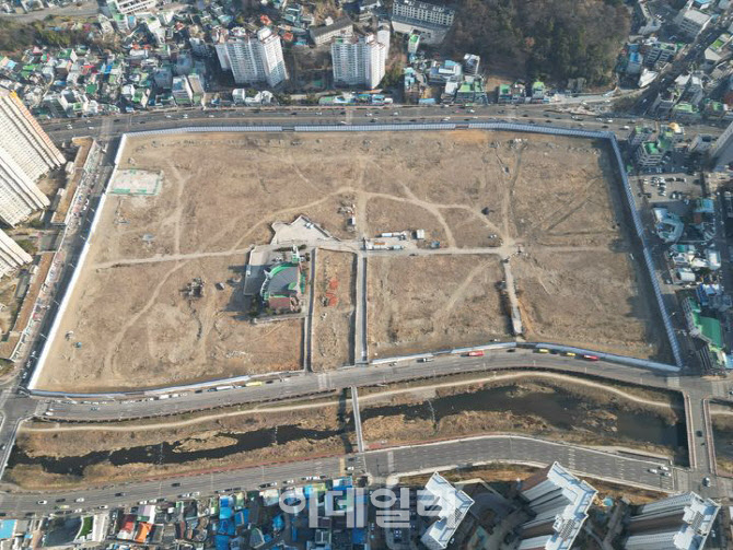 HDC현산, '광주 학동 사고' 영업정지 효력 일시 정지