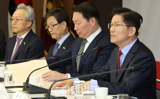 [포토]경제5단체장 만난 김문수 후보