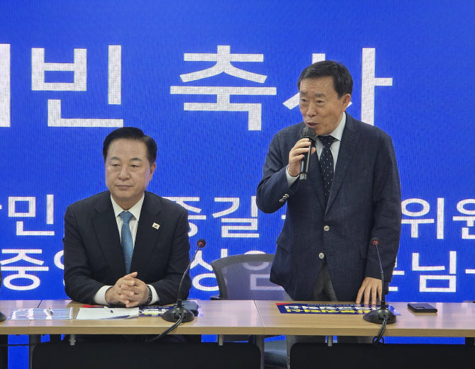 제종길·김두관 “국민주권정부 위해 이재명 지지”
