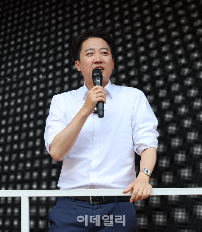 [속보]이준석 “김문수 사퇴는 여러번 언급..김 후보론 이기지 못해“
