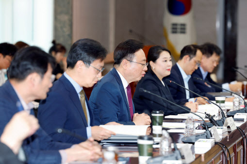 국민연금, 2026~2030년 목표수익률 '5%대 초반' 낮췄다…경기 둔화 여파