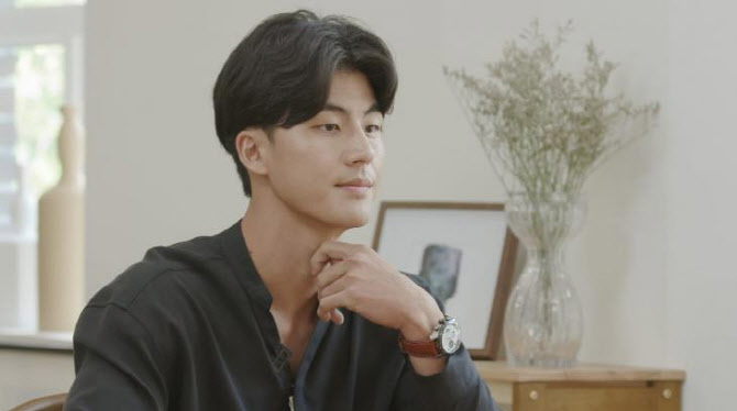 “성욕 못 이겨…” 말왕, ‘나체 사진’ 유포 피해에 법적 대응
