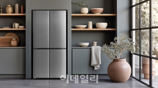 "보관부터 요리까지 전부 책임진다"…쿠쿠, 냉장고 첫선