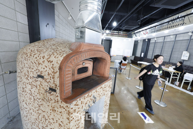 [포토]음식점에 마련된 투표소