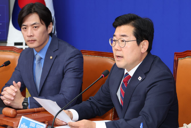 ‘무덤같다’는 대통령실…박찬대 “새 정부 출범 방해, 범죄행위”